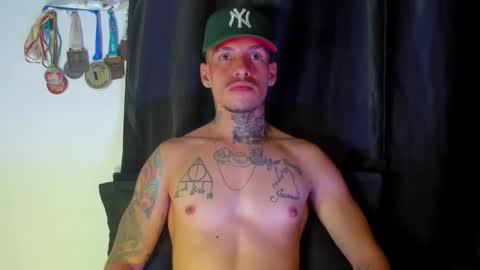 Snapshot of zyongarcia2020 chatting on January 4, 2025, 12:48 am zyon garcia online show from January 4, 2025, 12:48 am