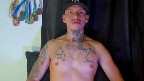 Snapshot of zyongarcia2020 chatting on January 12, 2025, 2:41 pm zyon garcia online show from January 12, 2025, 2:41 pm