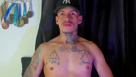 Snapshot of zyongarcia2020 chatting on January 15, 2025, 10:06 am zyon garcia online show from January 15, 2025, 10:06 am