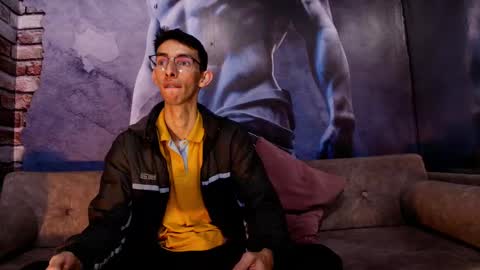 Zyro Nigth online show from November 5, 2025, 4:51 pm