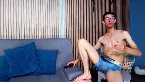 Zyro Nigth online show from November 30, 2025, 1:42 am