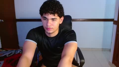 Snapshot of zyrosxk chatting on February 28, 2026, 6:14 am antonio felipe online show from February 28, 2026, 6:14 am