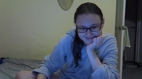 Snapshot of zyuhre chatting on November 11, 2025, 5:46 pm Zyuhre online show from November 11, 2025, 5:46 pm