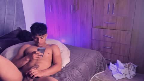 Snapshot of zyzz_1812 chatting on September 12, 2025, 11:04 pm zyzz_1812 online show from September 12, 2025, 11:04 pm