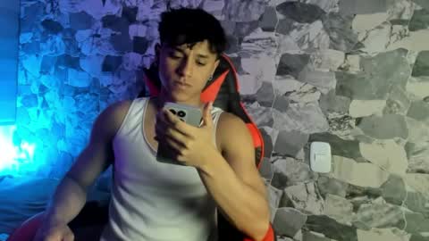 Snapshot of zyzz_1812 chatting on April 2, 2026, 5:05 am zyzz_1812 online show from April 2, 2026, 5:05 am