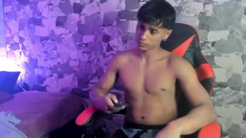 Snapshot of zyzz_1812 chatting on April 17, 2026, 5:32 am zyzz_1812 online show from April 17, 2026, 5:32 am