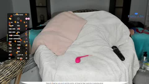 Miss Carla online show from October 24, 2025, 10:00 am