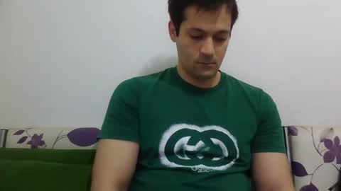 Snapshot of zzzzzzz41 chatting on April 1, 2026, 3:53 pm zzzzzzz41 online show from April 1, 2026, 3:53 pm