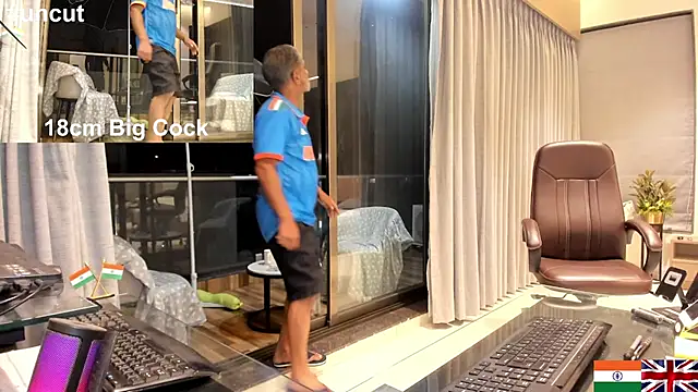 OnlineBossUK online show from February 26, 2025, 4:14 pm