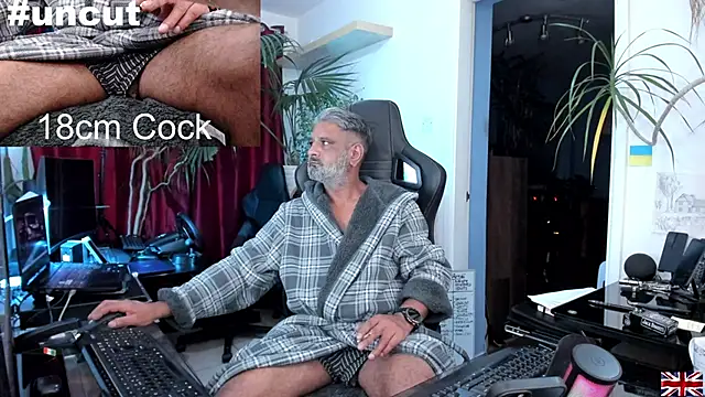 OnlineBossUK online show from March 19, 2025, 1:32 am