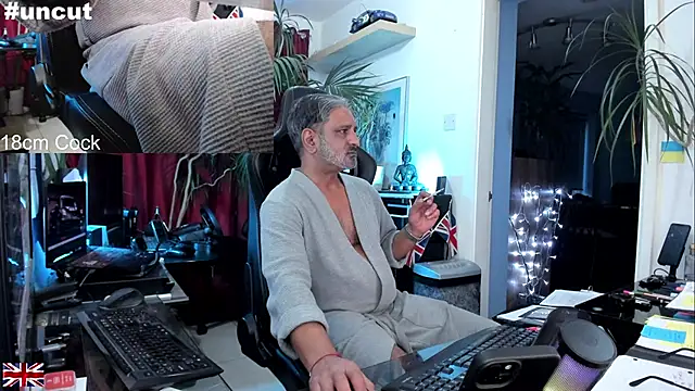 OnlineBossUK online show from September 17, 2025, 6:04 am