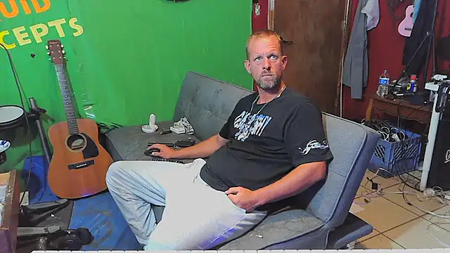 Snapshot of ssbawler chatting on April 5, 2026, 11:51 am ssbawler online show from April 5, 2026, 11:51 am