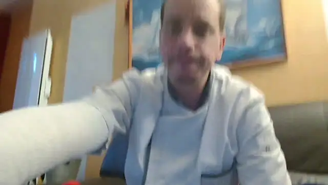 cloupefun online show from December 11, 2024, 3:58 pm