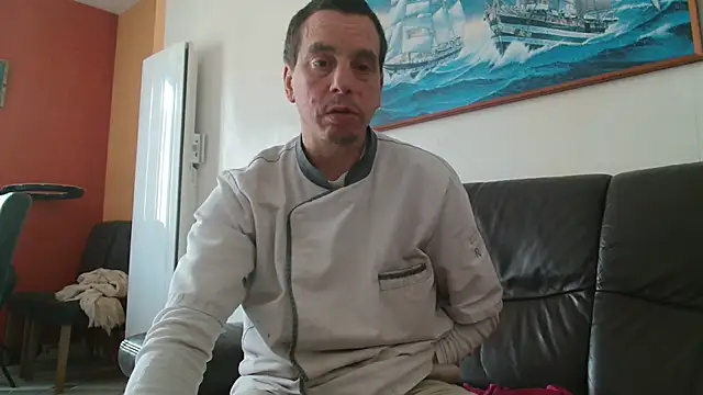 Snapshot of cloupefun chatting on February 2, 2026, 12:48 pm cloupefun online show from February 2, 2026, 12:48 pm