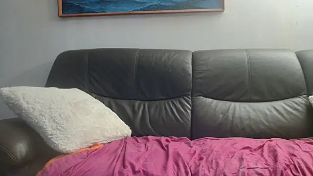 Snapshot of cloupefun chatting on February 21, 2026, 7:09 am cloupefun online show from February 21, 2026, 7:09 am