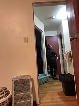 LacieStar online show from December 6, 2024, 2:02 am