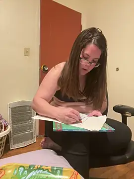 LacieStar online show from December 6, 2024, 5:22 pm