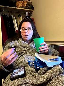 LacieStar online show from December 8, 2024, 5:22 pm