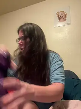 LacieStar online show from December 12, 2024, 12:33 pm