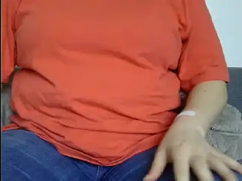 Squirtlady38 online show from February 27, 2025, 10:37 am