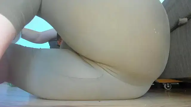 Squirtlady38 online show from July 8, 2026, 6:34 pm