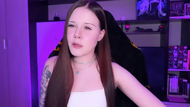 Snapshot of jasminevine chatting on February 28, 2026, 7:42 am jasminevine online show from February 28, 2026, 7:42 am