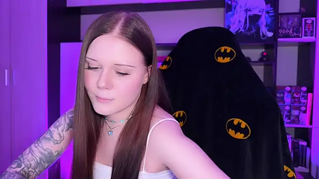 Snapshot of jasminevine chatting on March 20, 2026, 1:43 am jasminevine online show from March 20, 2026, 1:43 am
