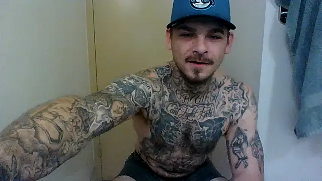 Snapshot of DADDY_KANE8--- chatting on January 1, 2025, 2:09 pm DADDY KANE8--- online show from January 1, 2025, 2:09 pm