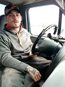 Snapshot of DADDY_KANE8--- chatting on January 5, 2025, 9:47 pm DADDY KANE8--- online show from January 5, 2025, 9:47 pm