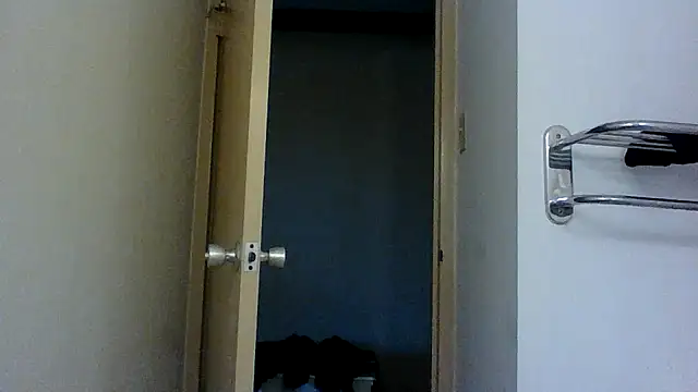 Snapshot of DADDY_KANE8--- chatting on January 9, 2025, 4:17 pm DADDY KANE8--- online show from January 9, 2025, 4:17 pm