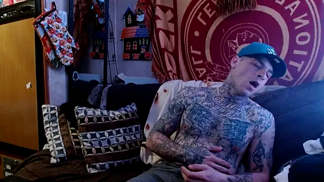 Snapshot of DADDY_KANE8--- chatting on February 5, 2025, 11:44 am DADDY KANE8--- online show from February 5, 2025, 11:44 am