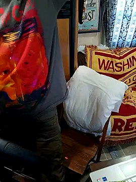 Snapshot of DADDY_KANE8--- chatting on February 28, 2025, 8:07 pm DADDY KANE8--- online show from February 28, 2025, 8:07 pm