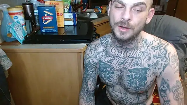 Snapshot of DADDY_KANE8--- chatting on March 23, 2025, 12:47 am DADDY KANE8--- online show from March 23, 2025, 12:47 am