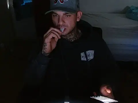 Snapshot of DADDY_KANE8--- chatting on October 26, 2025, 2:12 pm DADDY KANE8--- online show from October 26, 2025, 2:12 pm