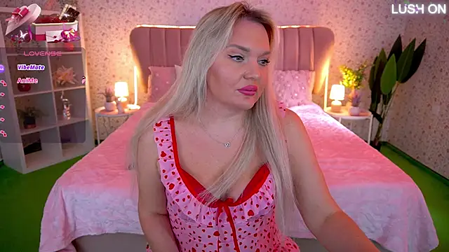 MissyMartinez online show from March 16, 2026, 8:29 am