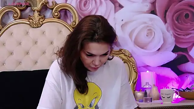 HessaHessy online show from October 7, 2025, 4:59 pm