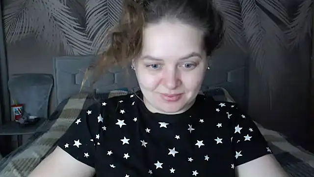 uliastar online show from January 30, 2025, 7:07 am