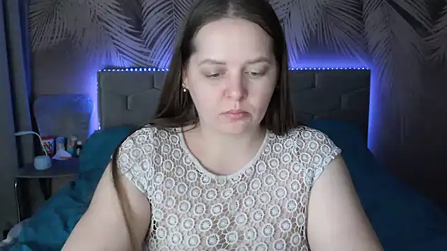 uliastar online show from March 14, 2025, 9:24 am