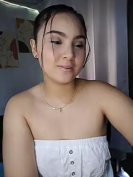 Snapshot of Samy-Candy chatting on January 2, 2025, 3:29 pm Samy-Candy online show from January 2, 2025, 3:29 pm