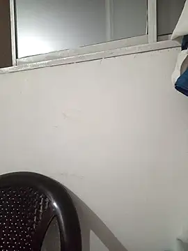 Snapshot of dayan_and_jonny chatting on November 5, 2025, 2:00 am dayan and jonny online show from November 5, 2025, 2:00 am