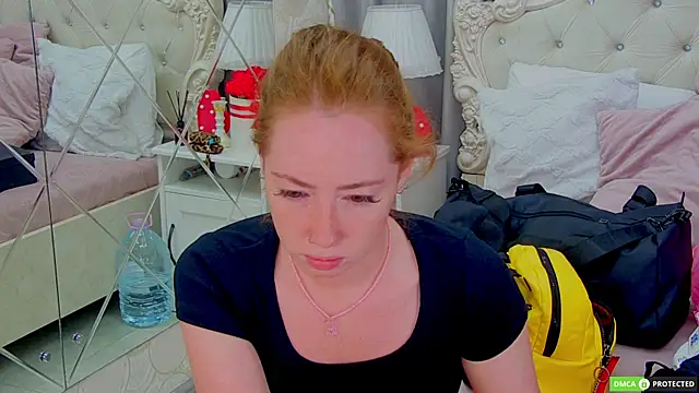 Snapshot of TinaBrook chatting on September 10, 2025, 3:50 am TinaBrook online show from September 10, 2025, 3:50 am