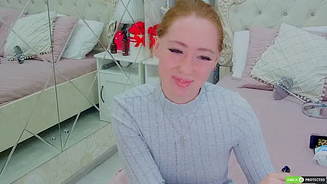 Snapshot of TinaBrook chatting on October 10, 2025, 4:00 am TinaBrook online show from October 10, 2025, 4:00 am