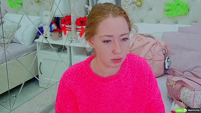 Snapshot of TinaBrook chatting on December 19, 2025, 3:57 am TinaBrook online show from December 19, 2025, 3:57 am