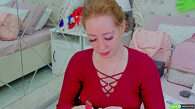 Snapshot of TinaBrook chatting on December 22, 2025, 3:36 am TinaBrook online show from December 22, 2025, 3:36 am