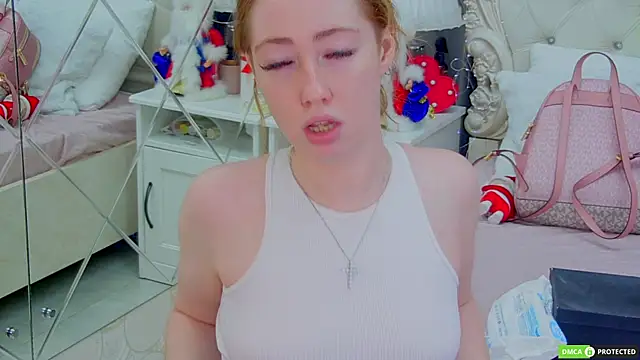 Snapshot of TinaBrook chatting on January 12, 2026, 3:56 am TinaBrook online show from January 12, 2026, 3:56 am