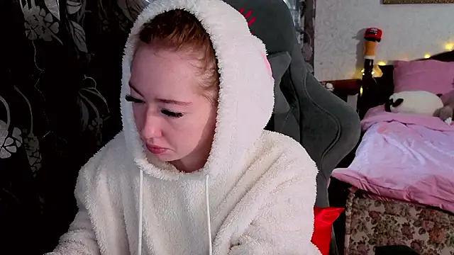 Snapshot of TinaBrook chatting on February 12, 2026, 4:29 am TinaBrook online show from February 12, 2026, 4:29 am