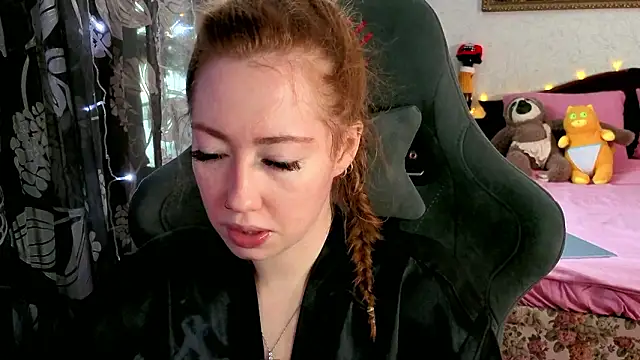 Snapshot of TinaBrook chatting on February 27, 2026, 4:45 am TinaBrook online show from February 27, 2026, 4:45 am