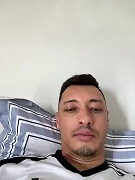 Snapshot of alexsandropllt chatting on December 20, 2025, 1:51 pm alexsandropllt online show from December 20, 2025, 1:51 pm