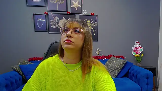 Katewalker  online show from December 18, 2024, 6:03 pm