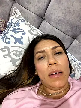 Snapshot of martina_contreras chatting on January 12, 2026, 3:56 am martina contreras online show from January 12, 2026, 3:56 am